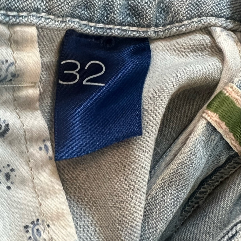 ANTHROPOLOGIE PILCRO Shortie Shorts Cutoff Light Wash Denim NEW $98 - Picture 10 of 12